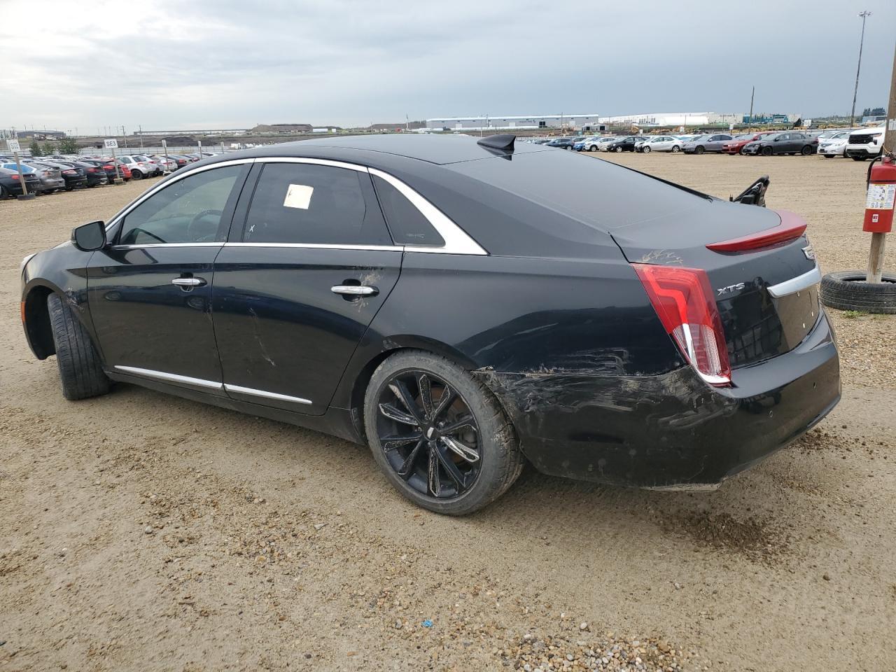 2017 Cadillac Xts - Image 2