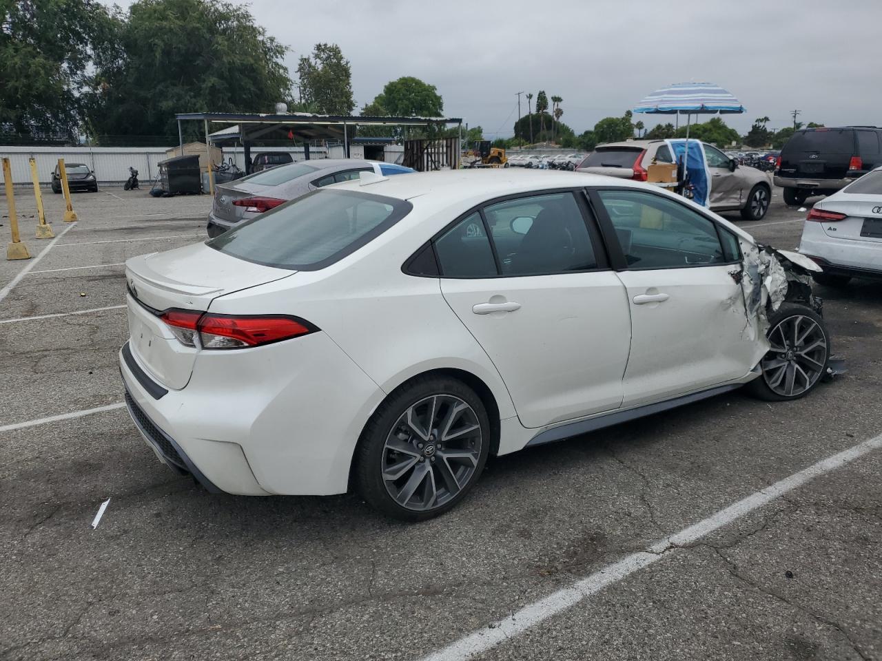 2021 Toyota Corolla Se - Фото 3
