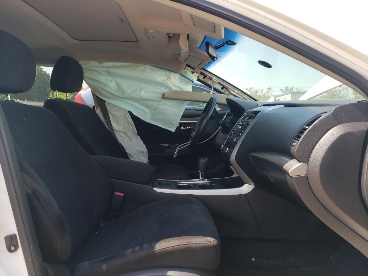 2015 Nissan Altima 2.5 - Фото 7