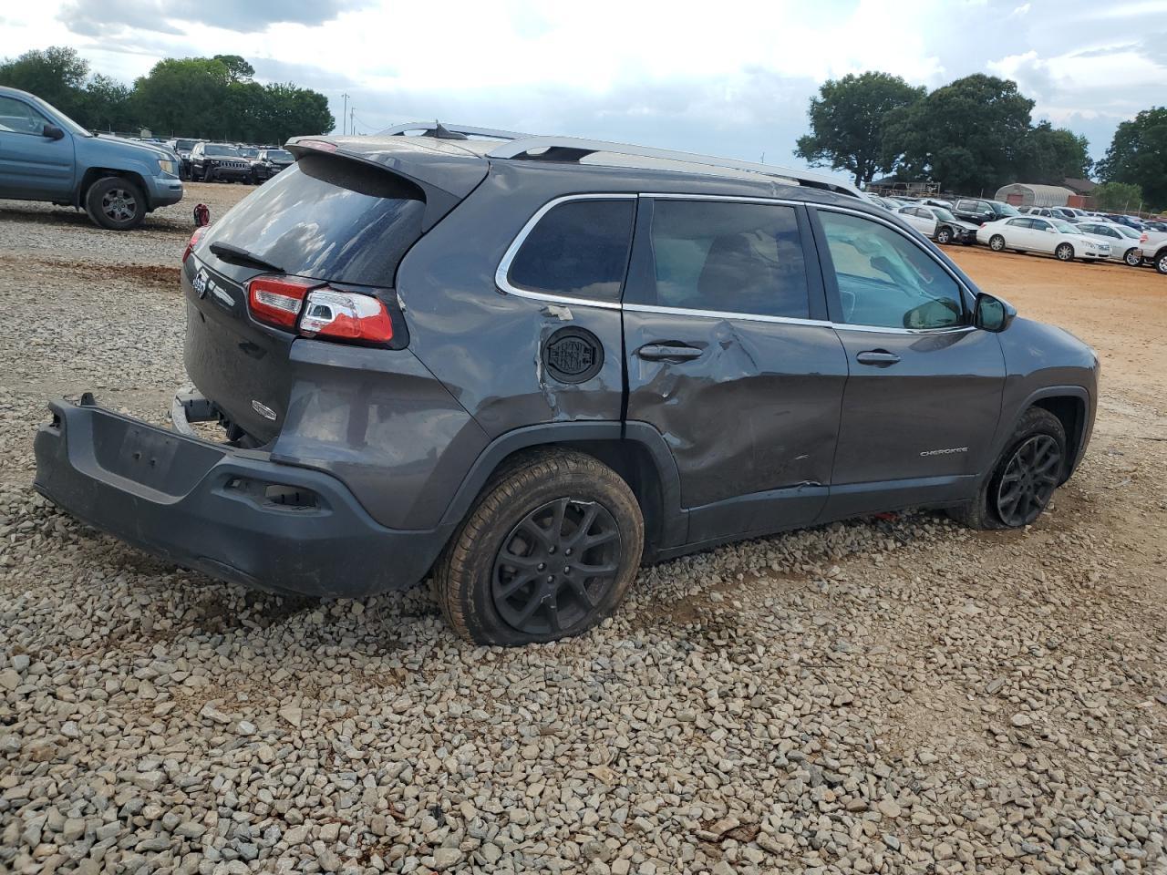 2015 Jeep Cherokee Latitude - Фото 3