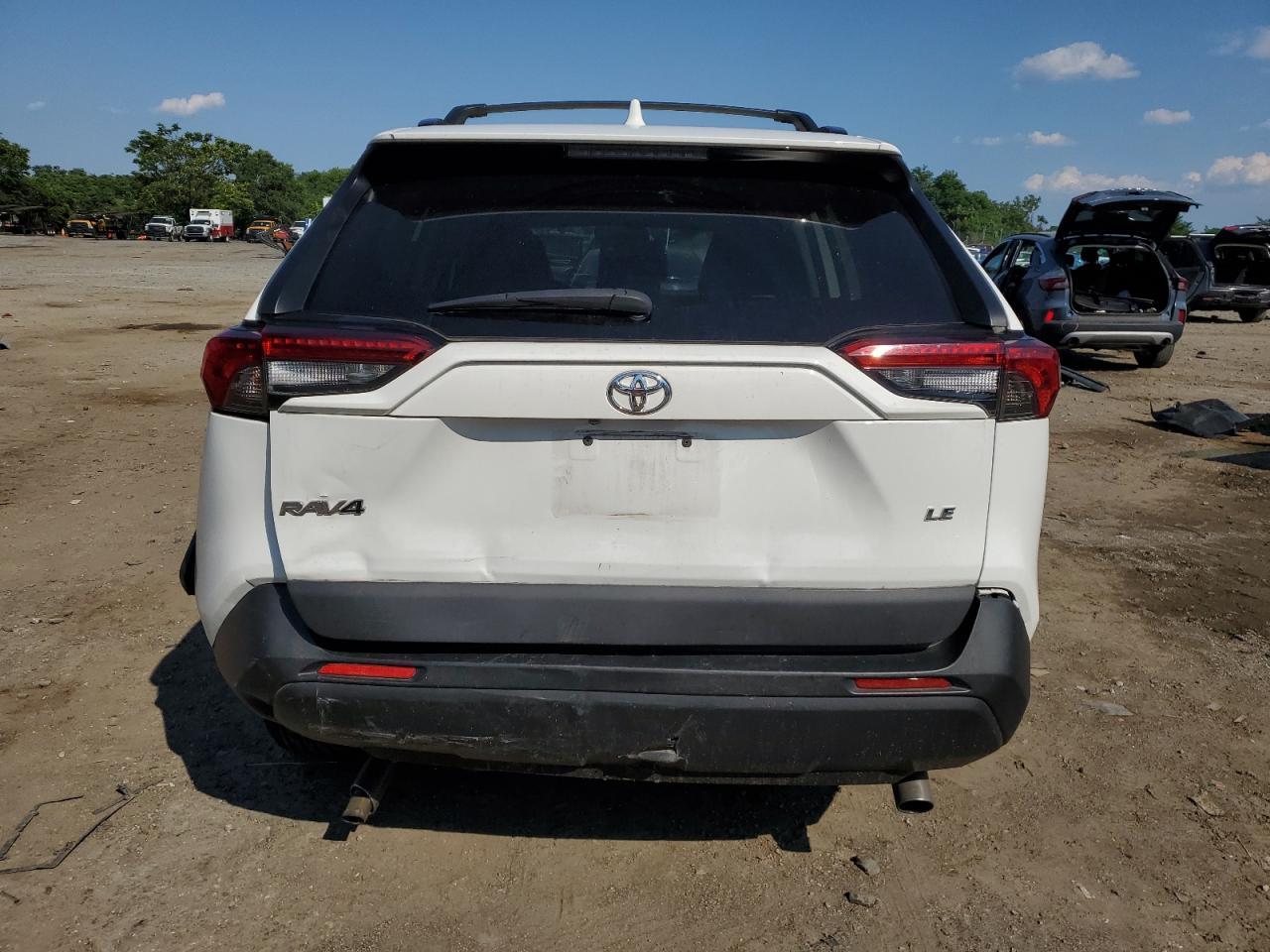2020 Toyota Rav4 Le - Image 6