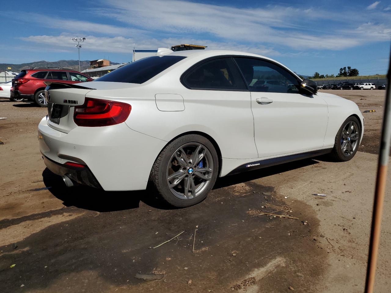2016 BMW M235Xi - Фото 3