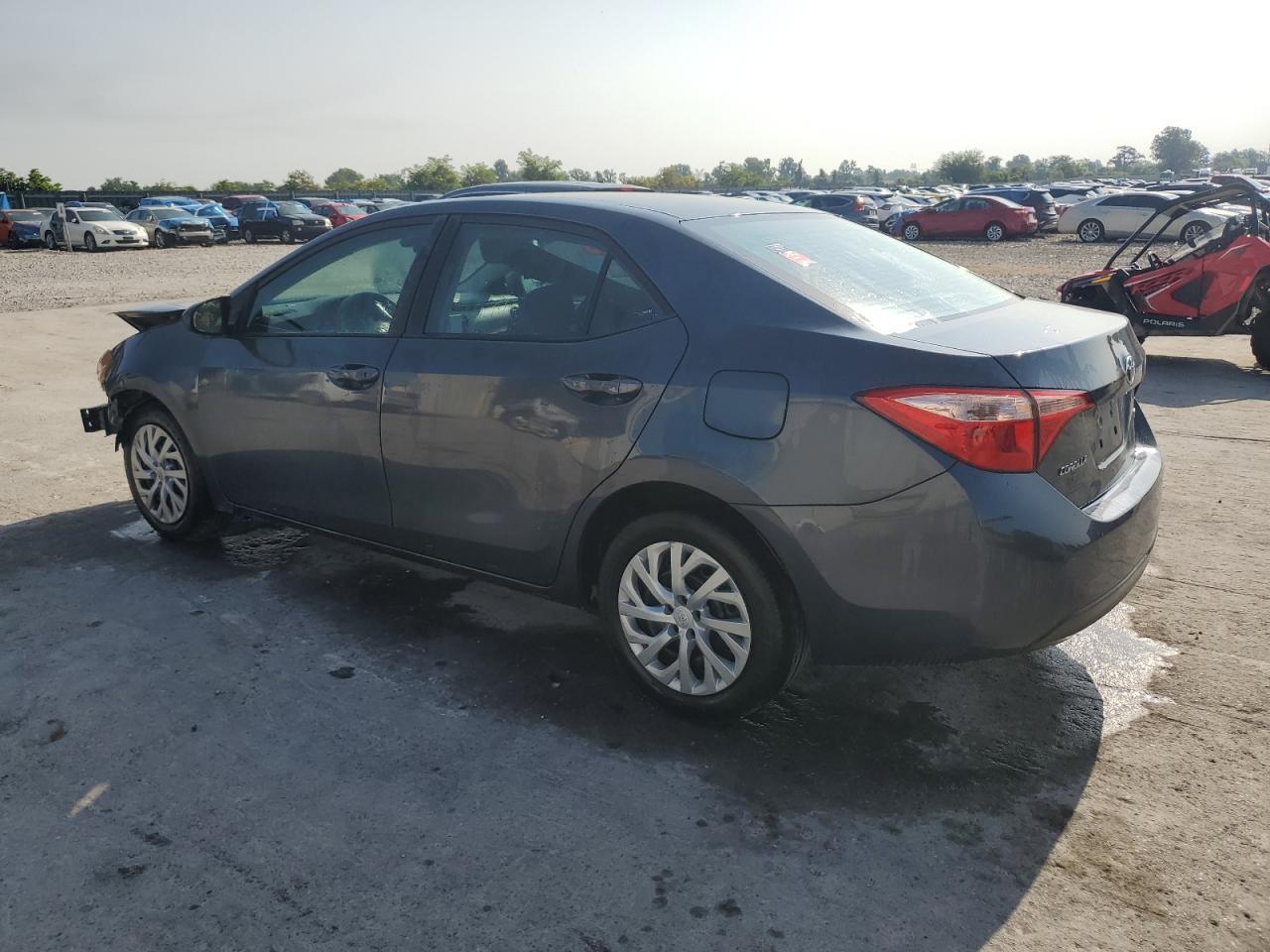 2019 Toyota Corolla L - Фото 2