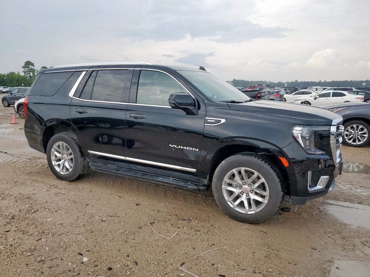 2024 GMC Yukon Slt - Фото 4