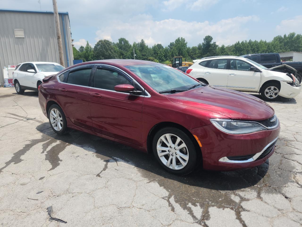 2015 Chrysler 200 Limited - Image 4