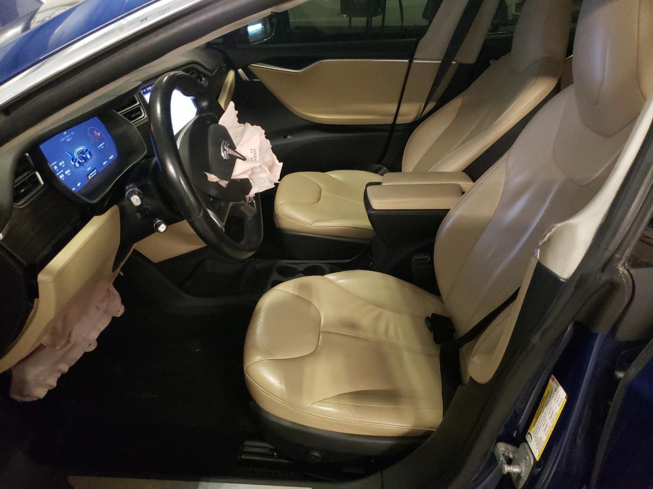 2015 Tesla Model S 70D - Image 7