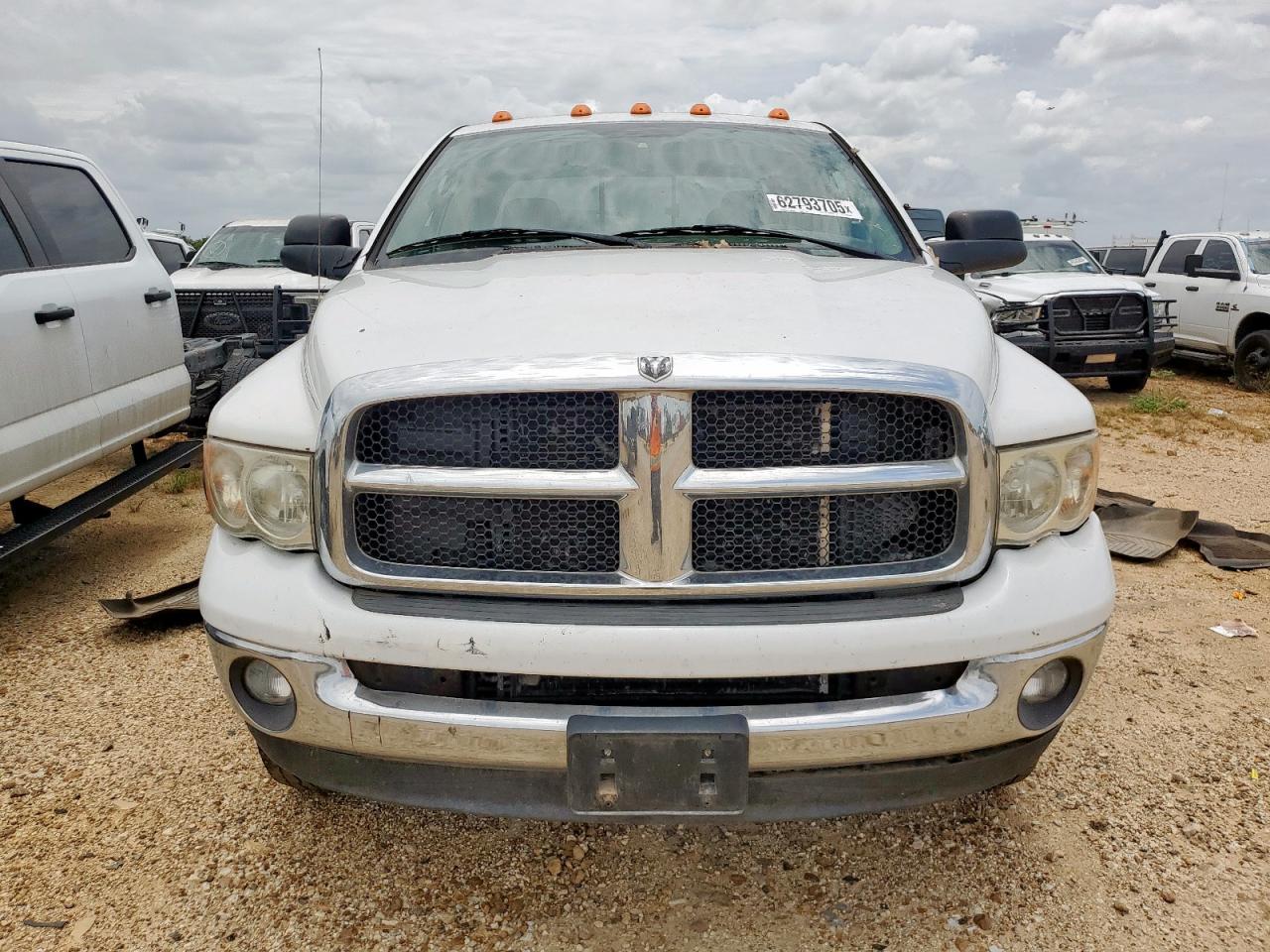 2005 Dodge Ram 3500 St - Фото 5