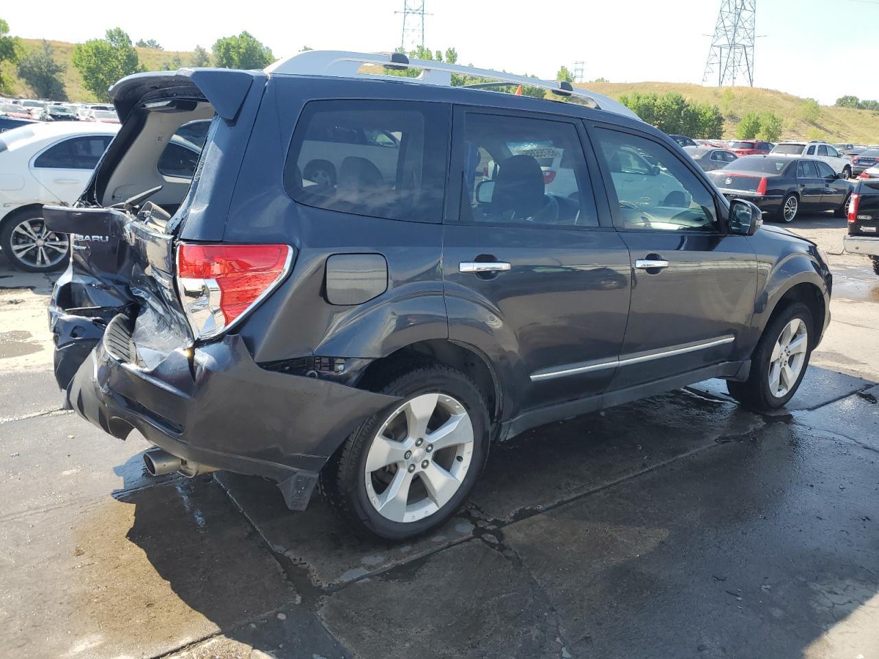 2013 Subaru Forester Touring - Фото 3