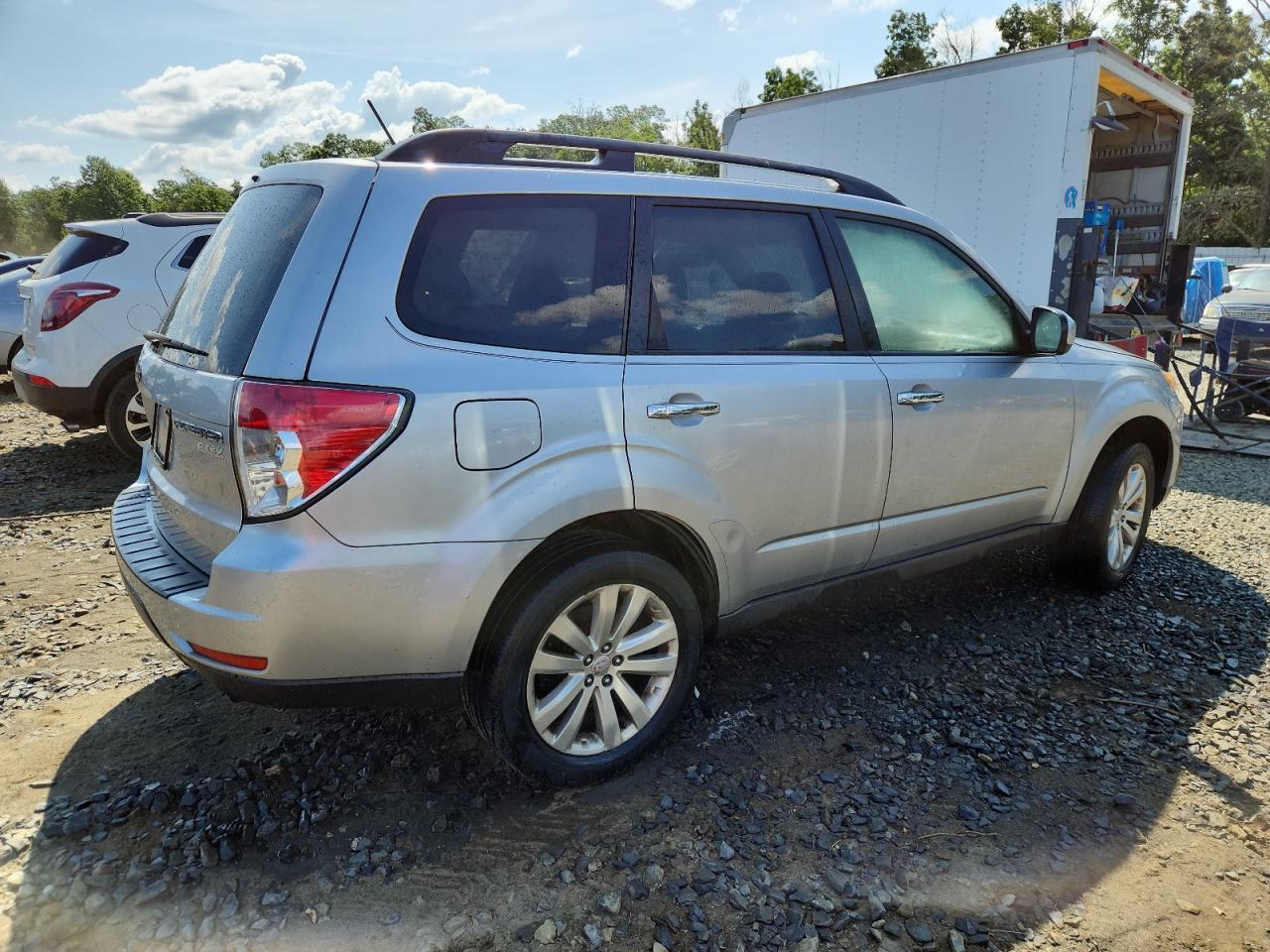 2013 Subaru Forester 2.5X Premium - Image 3