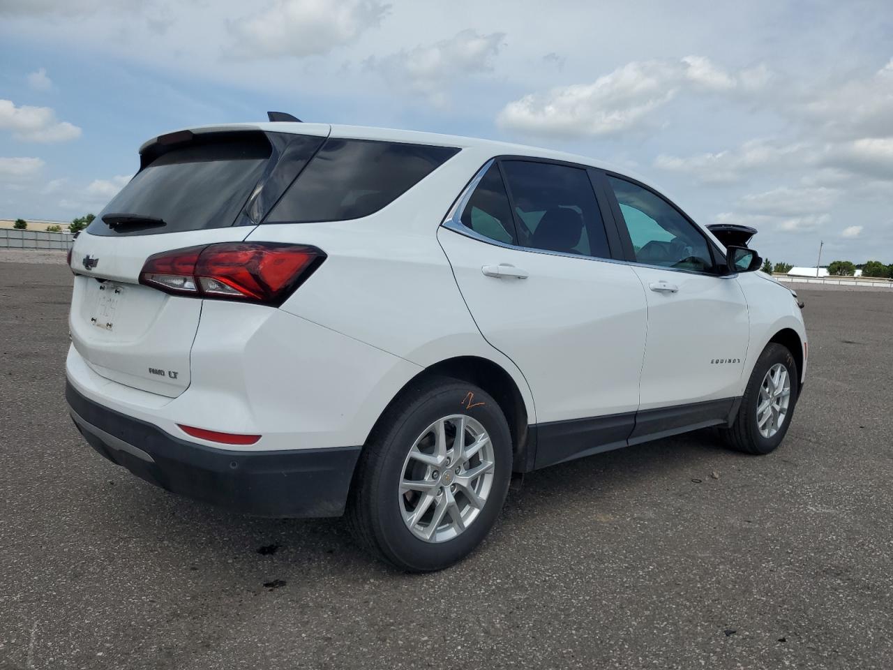 2024 Chevrolet Equinox Lt - Фото 3
