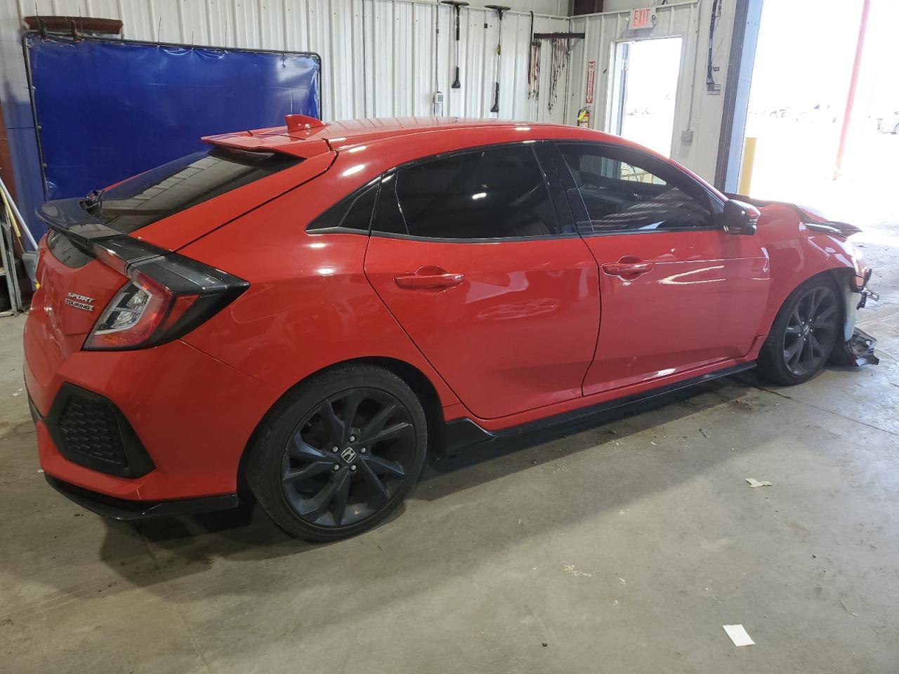 2018 Honda Civic Sport Touring - Фото 3