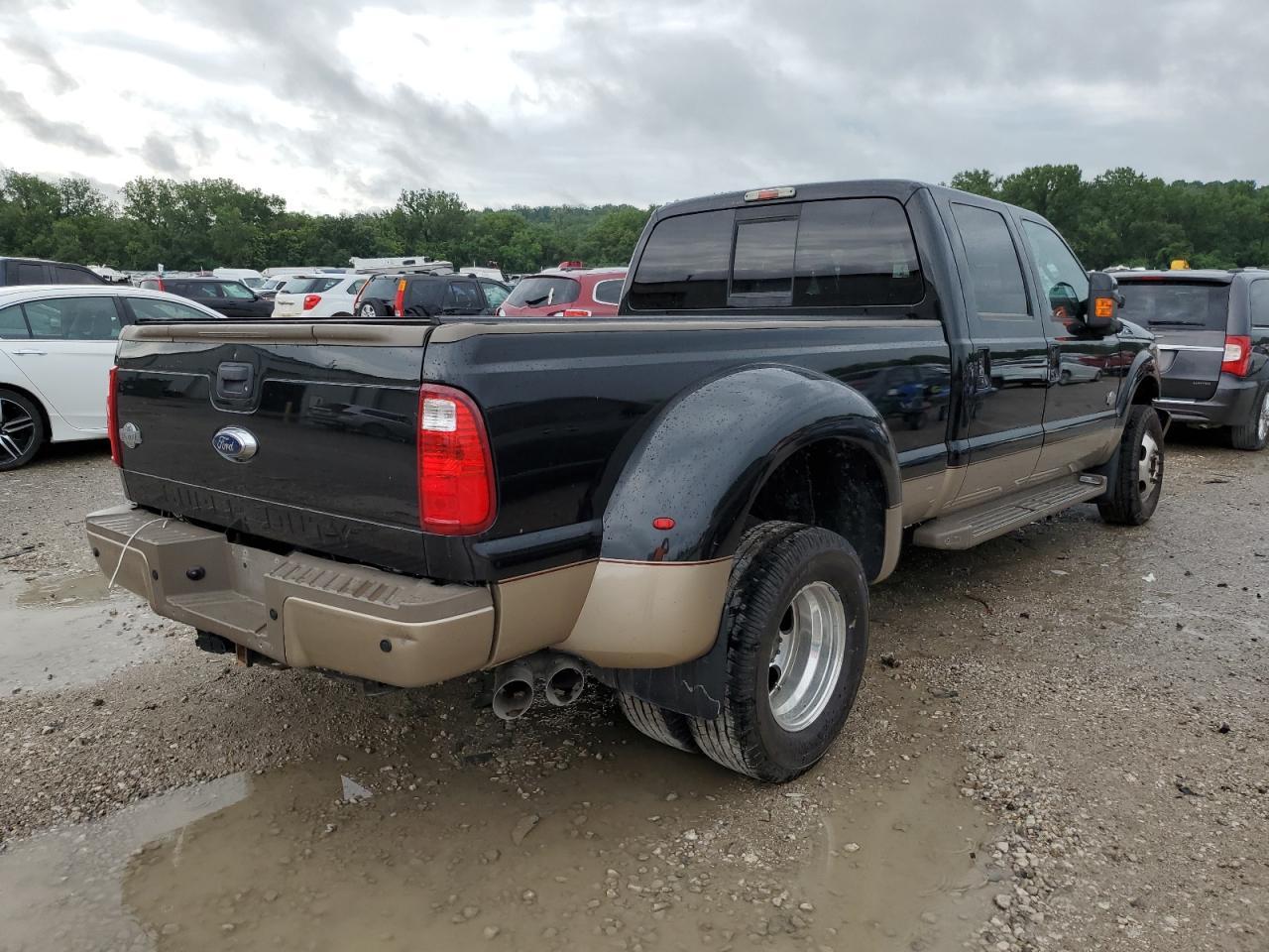 2014 Ford F350 Super Duty - Image 3