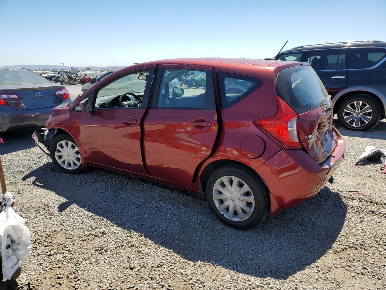 2016 Nissan Versa Note S - Фото 2