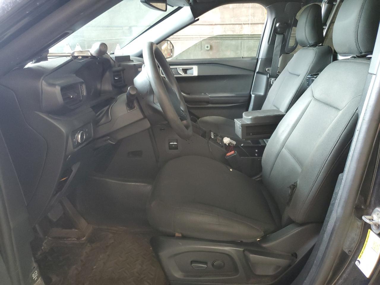 2021 Ford Explorer Police Interceptor - Image 7