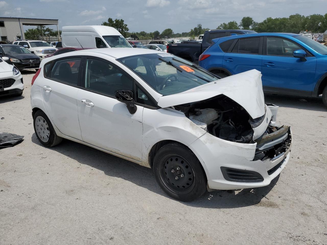 2014 Ford Fiesta S - Фото 4