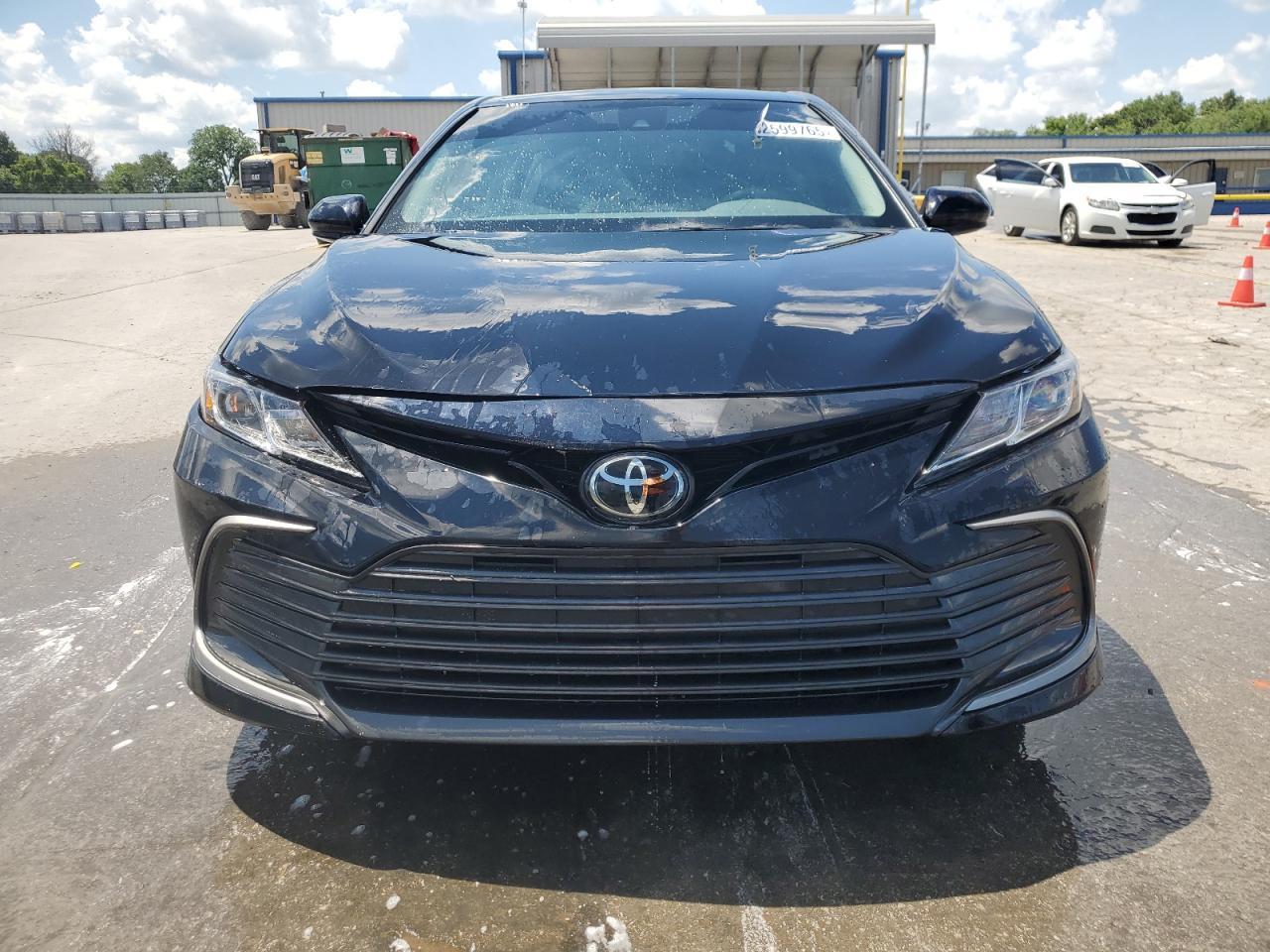 2024 Toyota Camry Le - Image 5