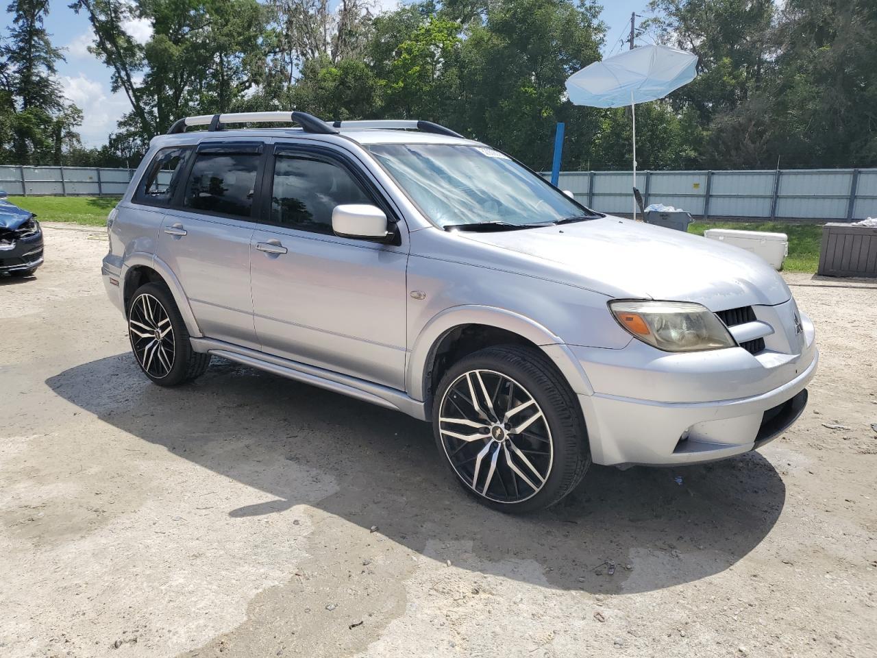 2005 Mitsubishi Outlander Limited - Фото 4