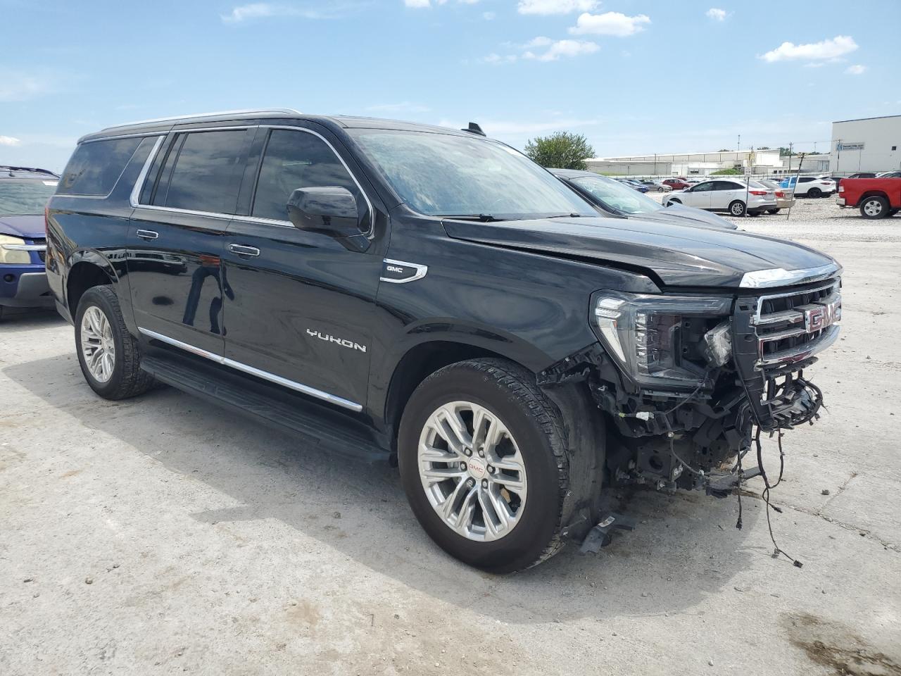 2022 GMC Yukon Xl K1500 Slt - Image 4