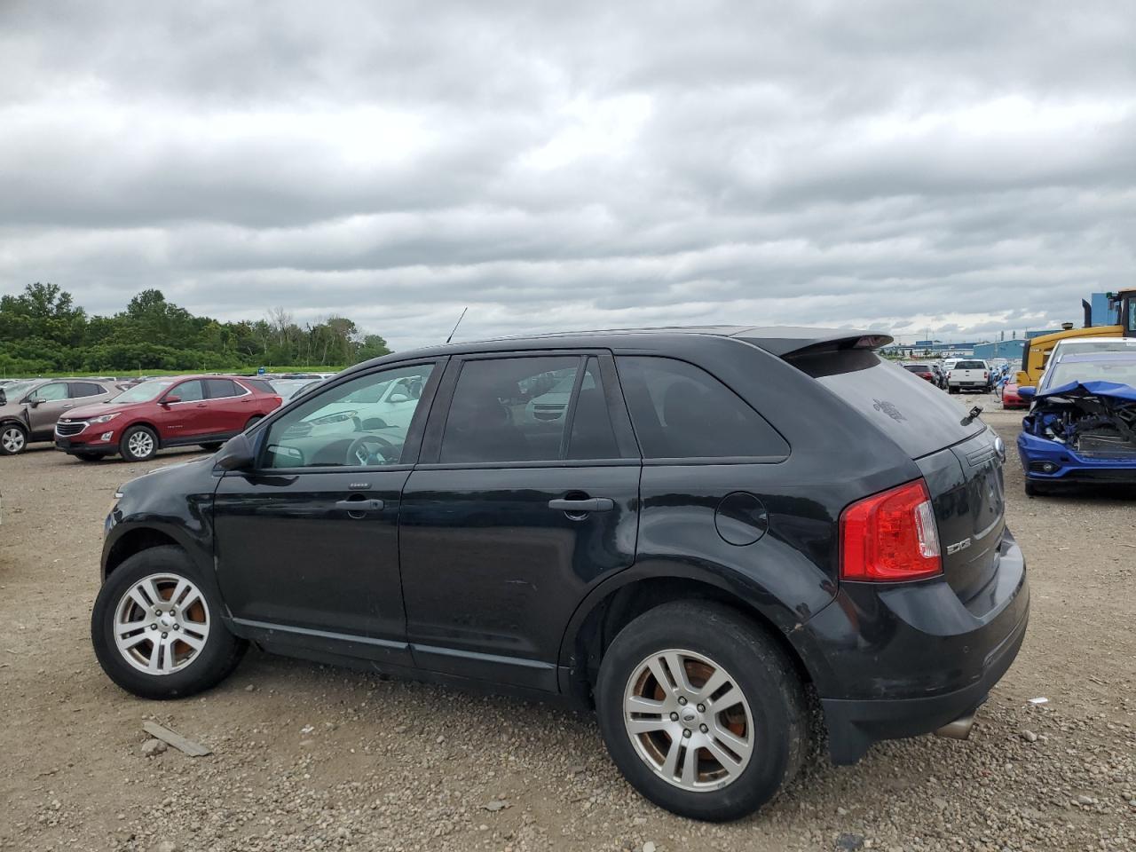 2011 Ford Edge Se - Image 2