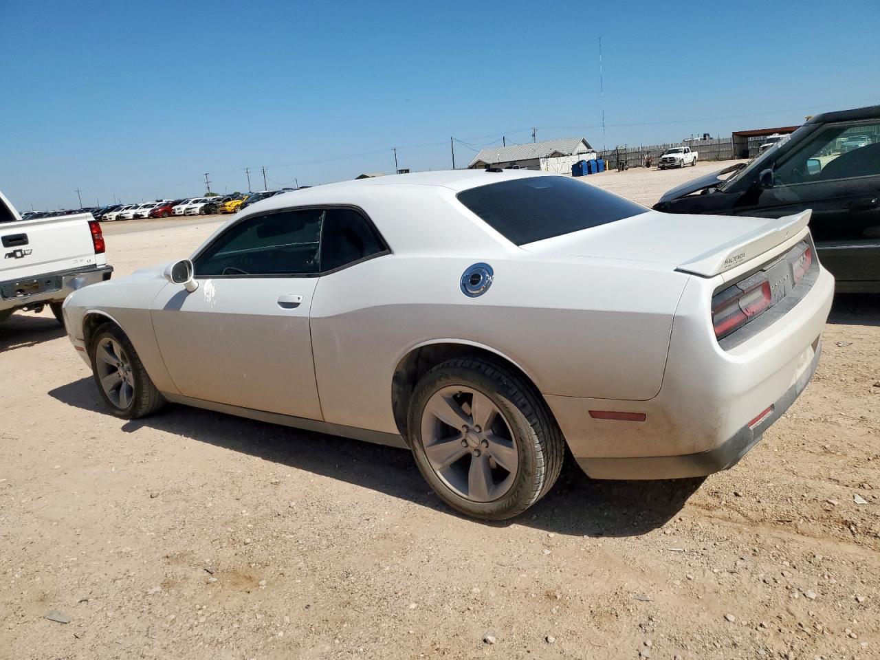 2019 Dodge Challenger Sxt - Image 2