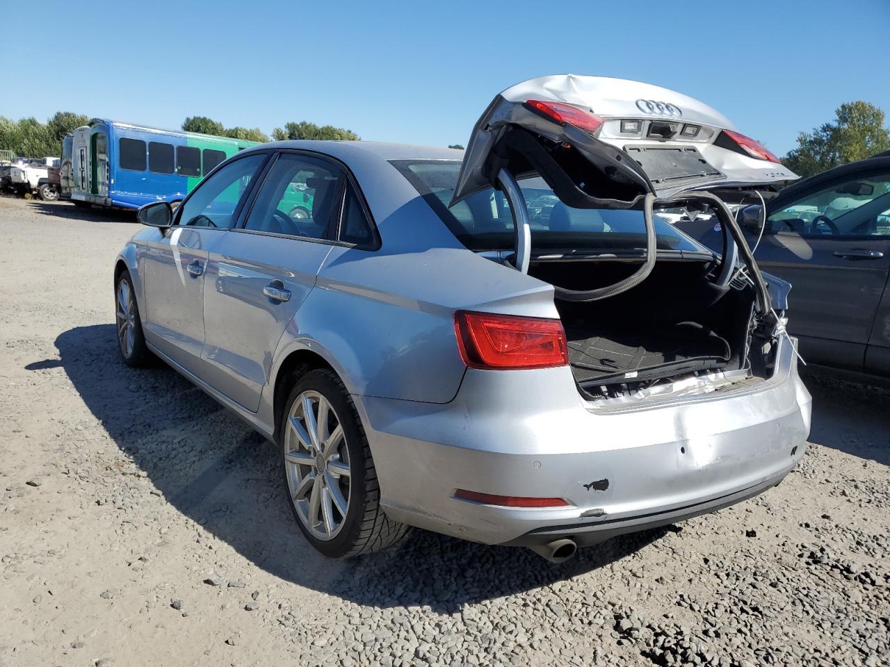 2016 Audi A3 Premium - Фото 2