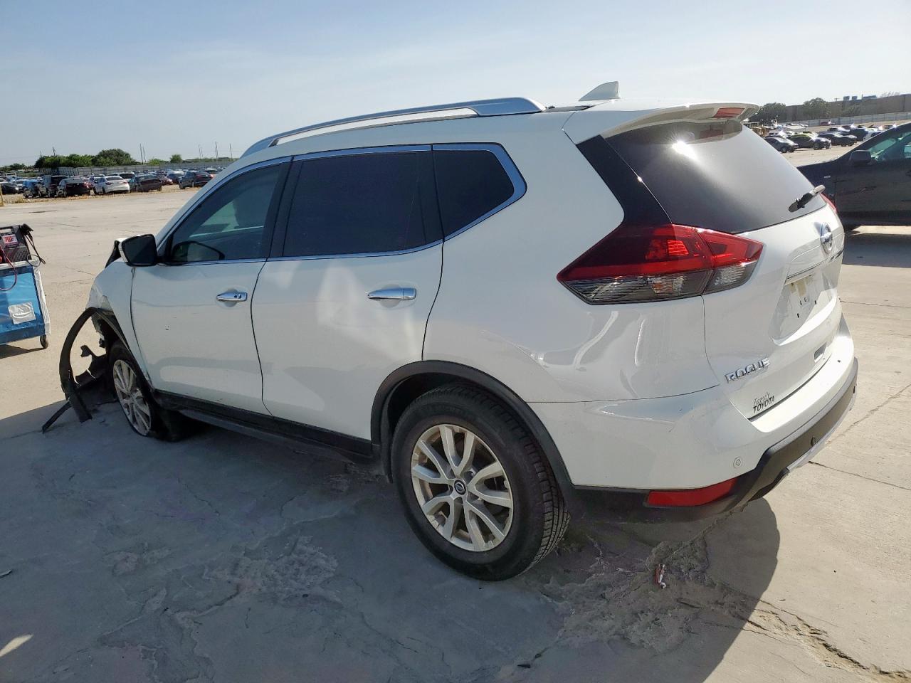 2020 Nissan Rogue S - Фото 2