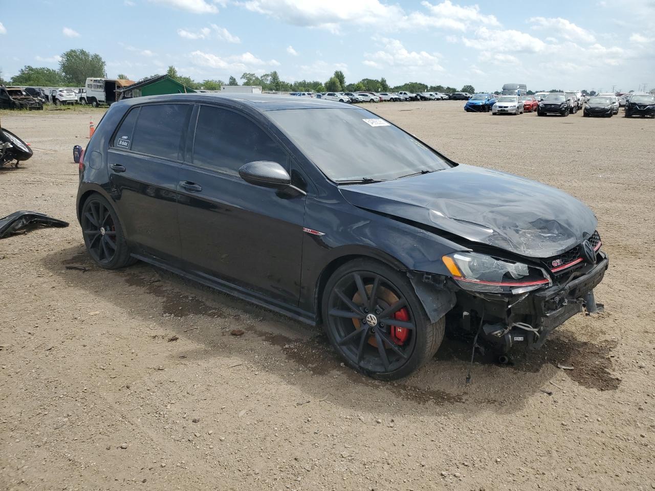 2017 Volkswagen Gti S/Se - Image 4