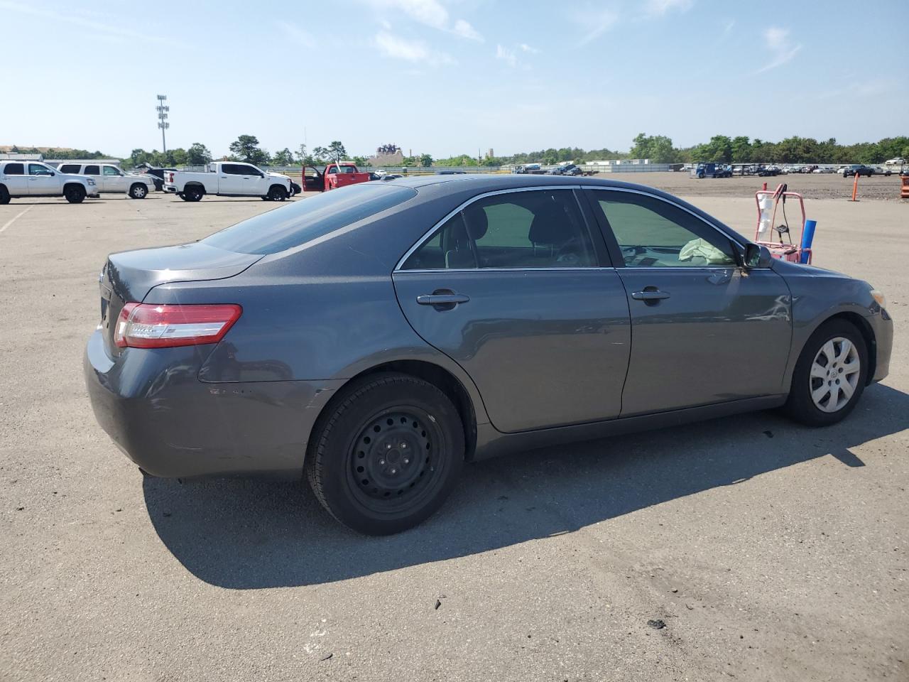 2011 Toyota Camry Base - Image 3