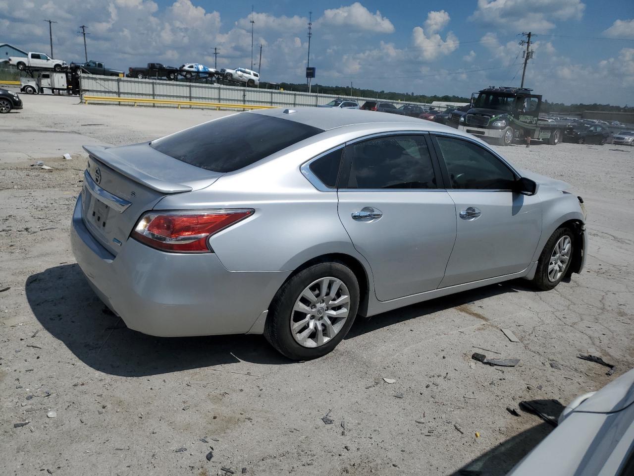 2014 Nissan Altima 2.5 - Фото 3