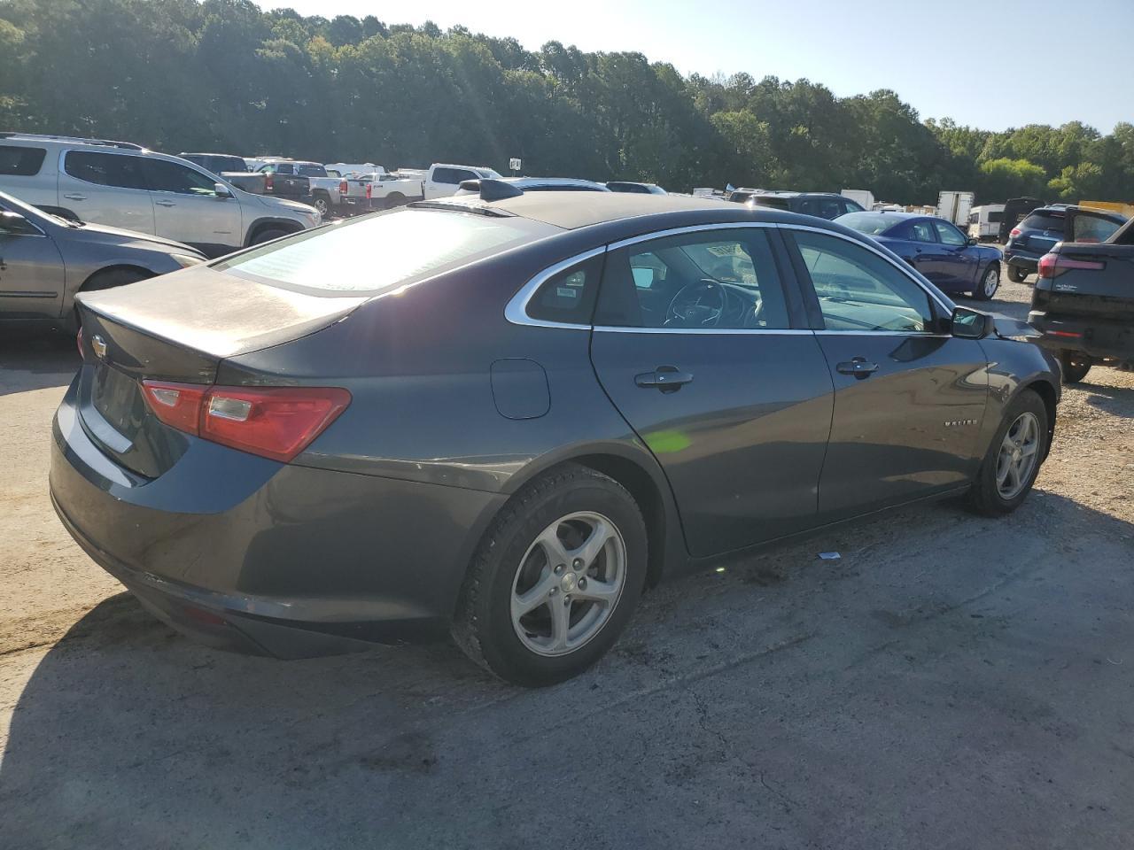 2017 Chevrolet Malibu Ls - Фото 3