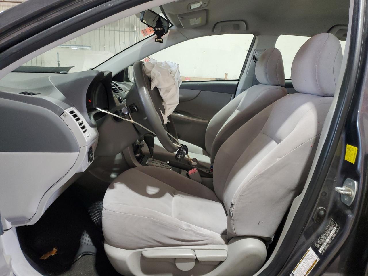 2010 Toyota Corolla Le - Image 7