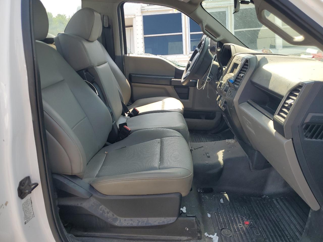 2022 Ford F550 Super Duty - Фото 5