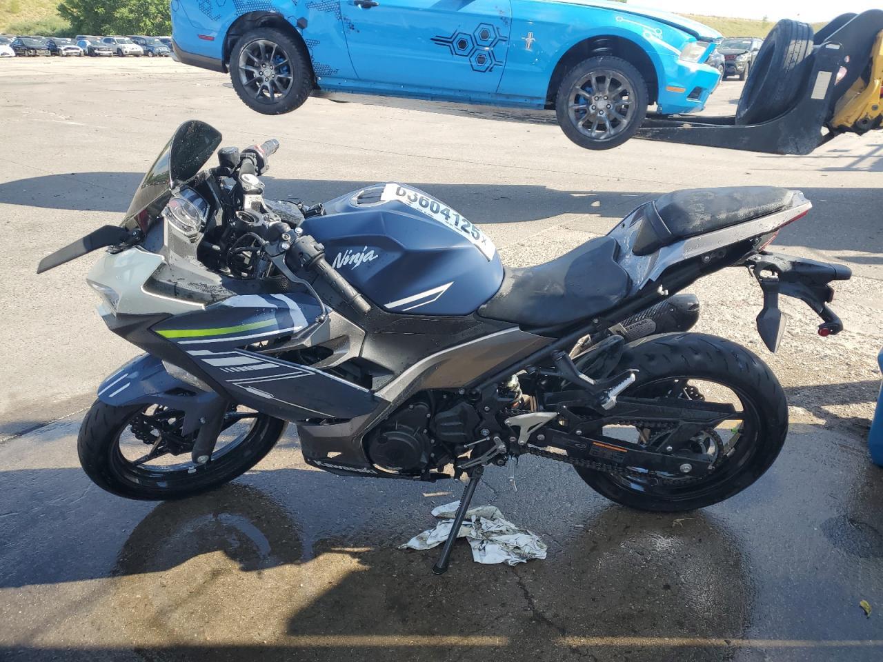 2022 Kawasaki Ex400 - Фото 3