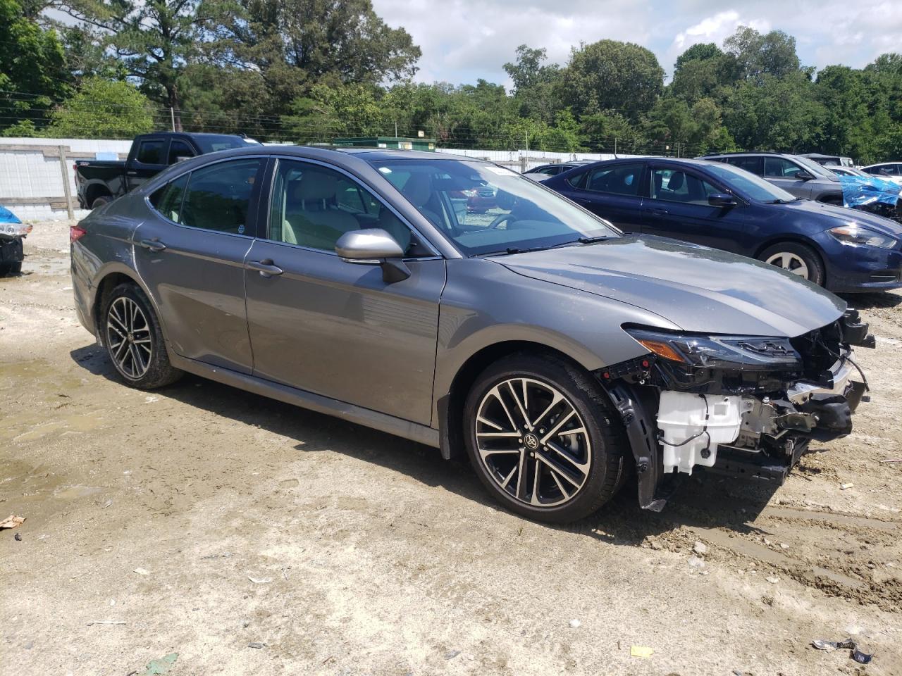 2025 Toyota Camry Xse - Image 4