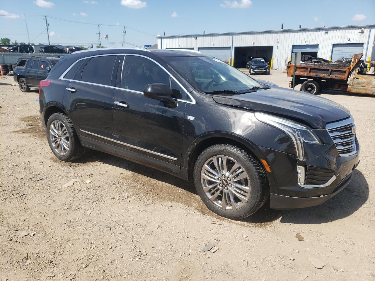 2017 Cadillac Xt5 Premium Luxury - Фото 4