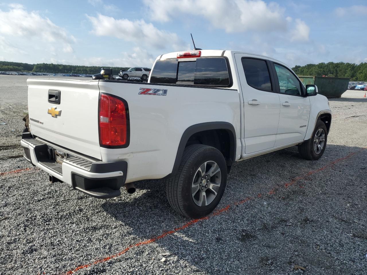 2018 Chevrolet Colorado Z71 - Image 3