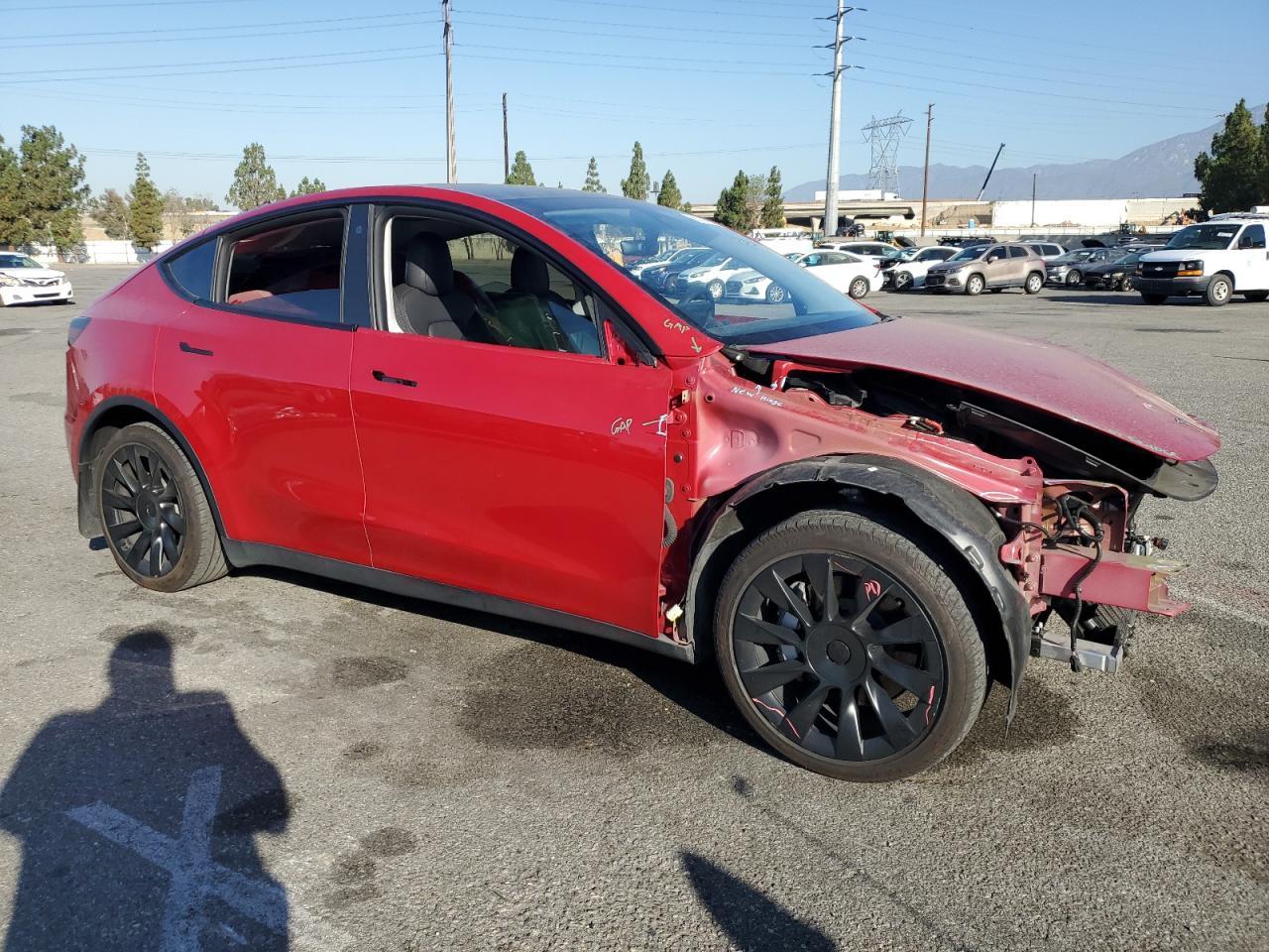 2023 Tesla Model Y - Фото 4