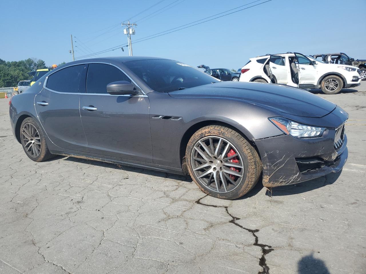 2019 Maserati Ghibli S - Фото 4