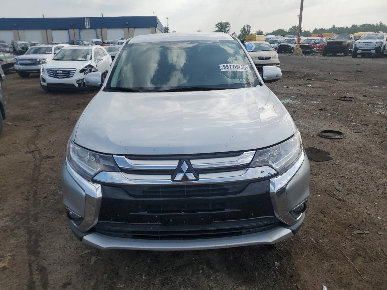 2018 Mitsubishi Outlander Se - Фото 5