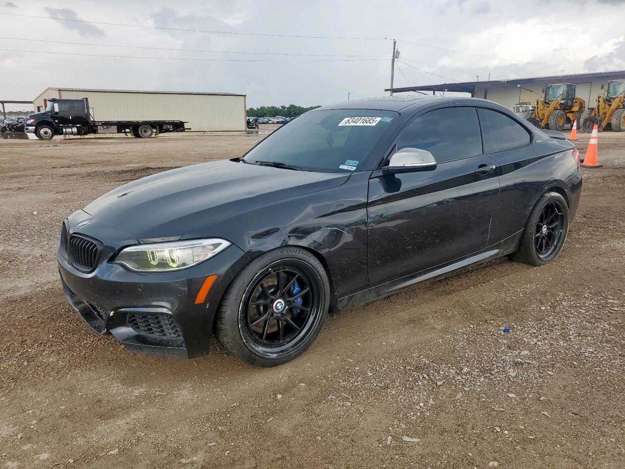 2016 BMW M235I