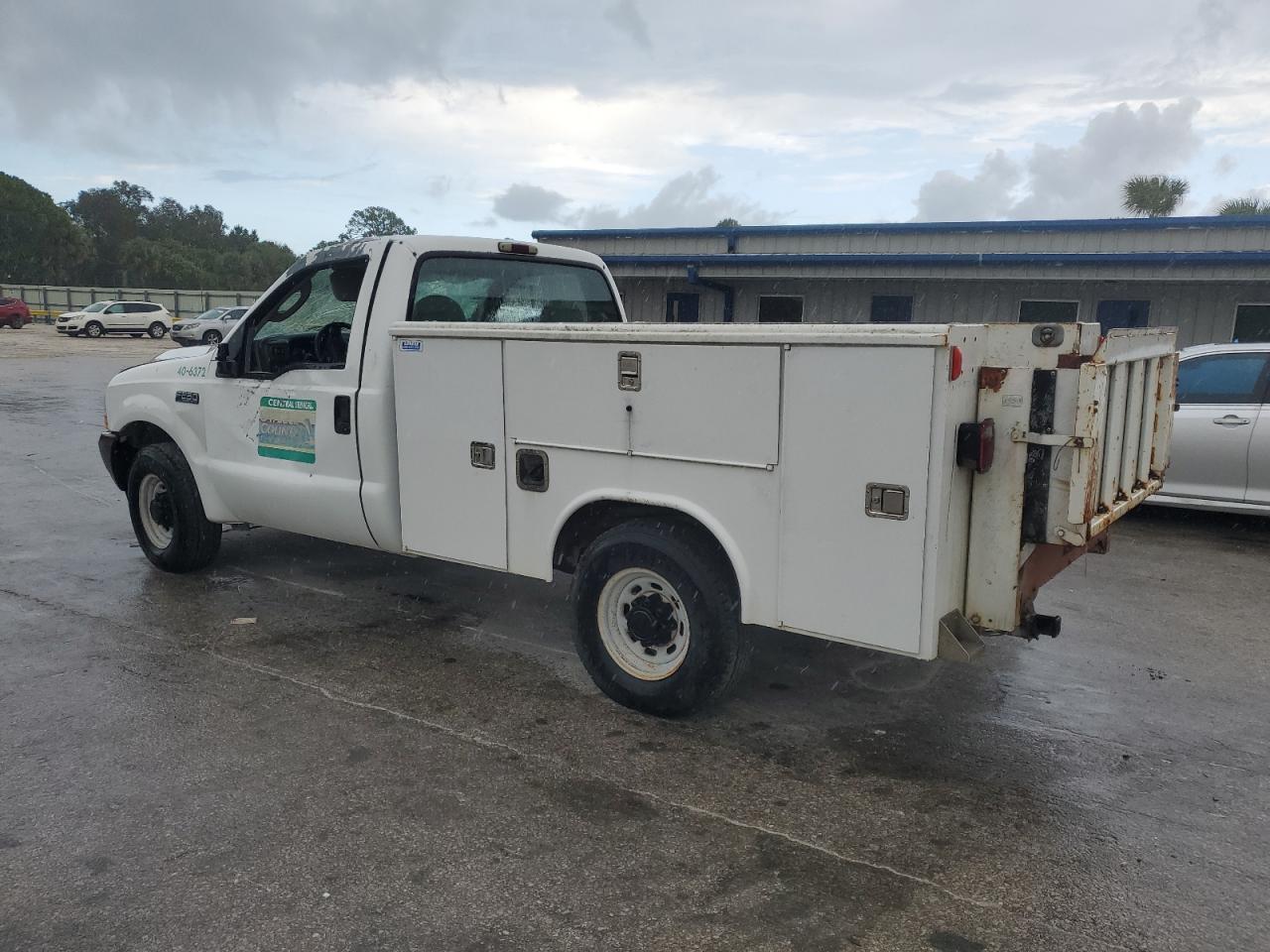 2003 Ford F250 Super Duty - Image 2