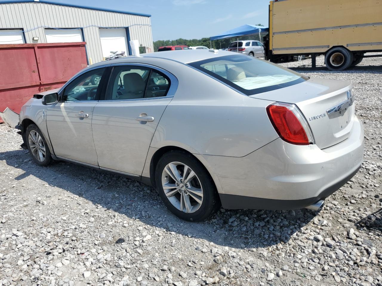 2009 Lincoln Mks - Фото 2