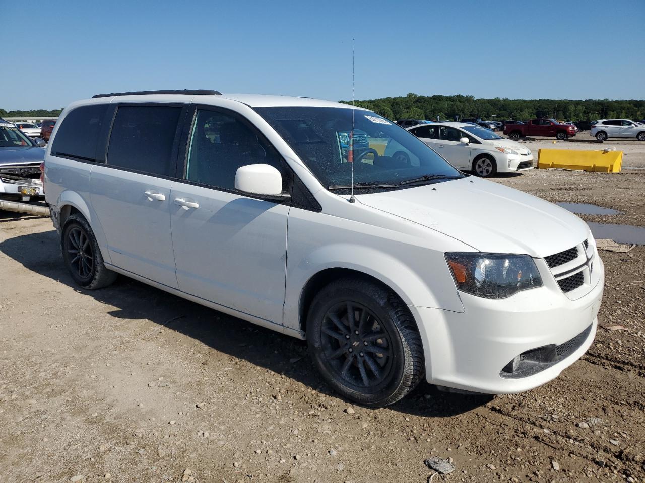 2019 Dodge Grand Caravan Gt - Image 4