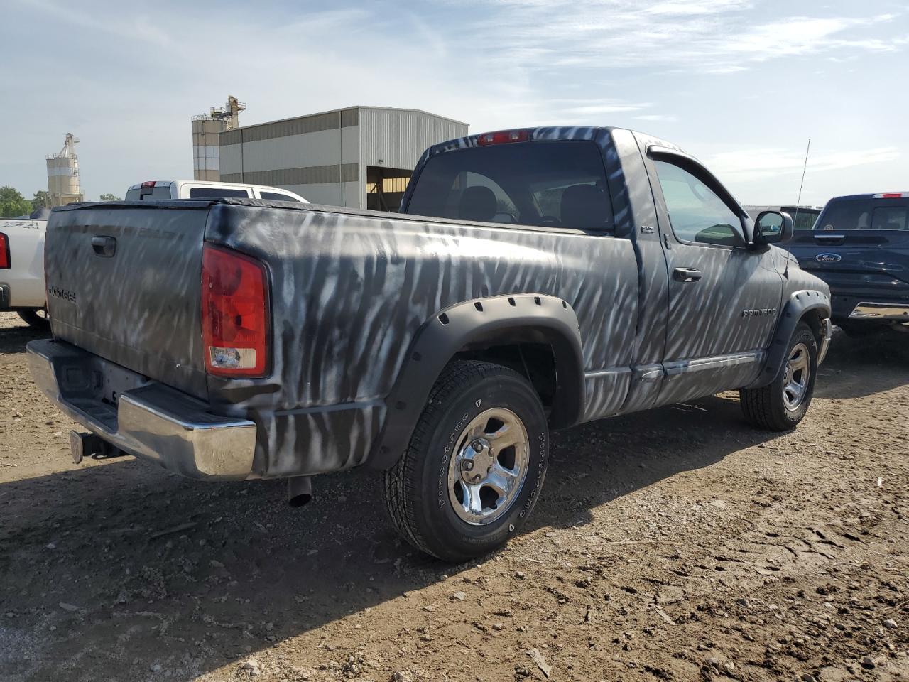 2002 Dodge Ram 1500 - Фото 3