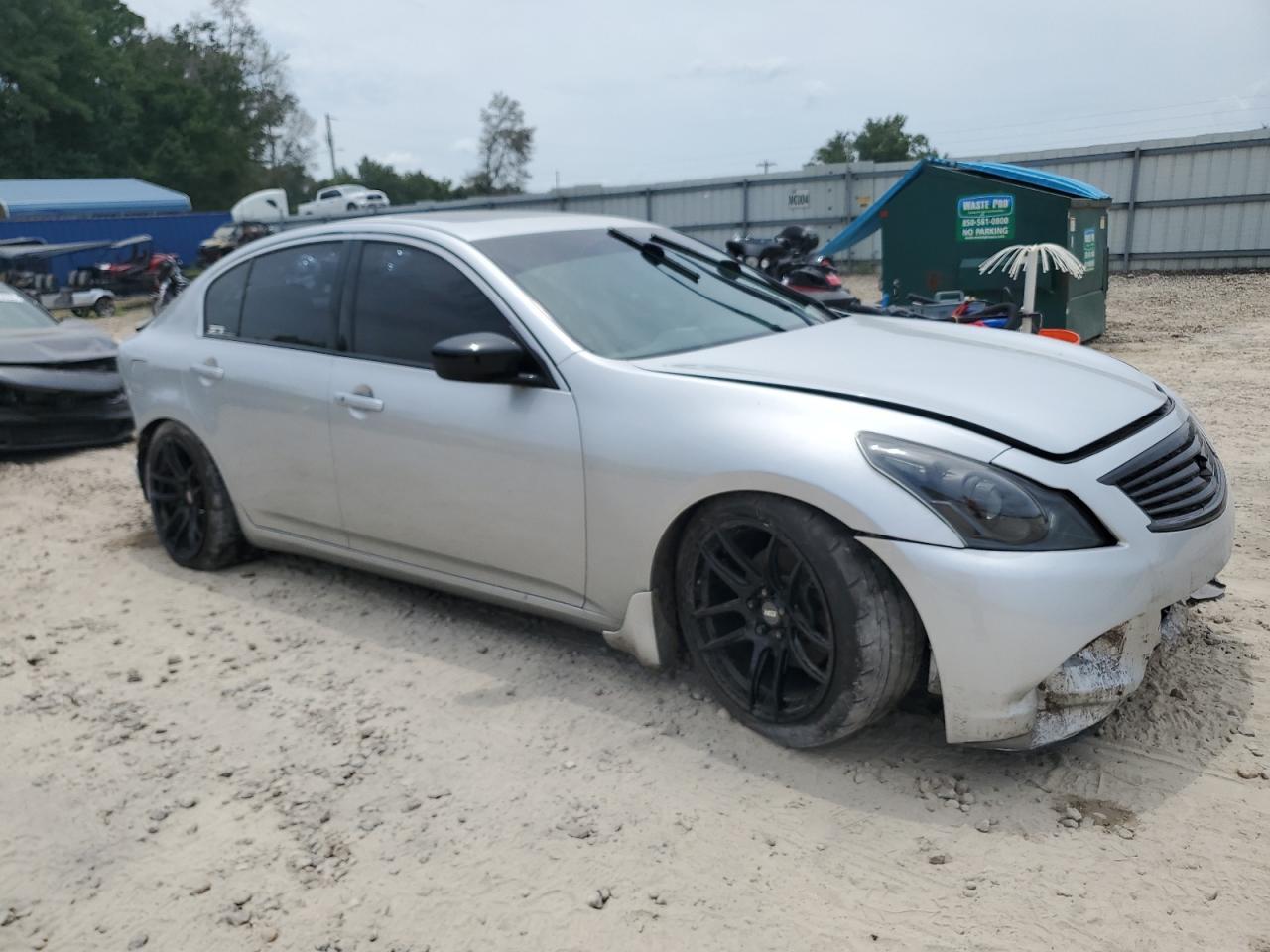 2011 Infiniti G37 - Фото 4