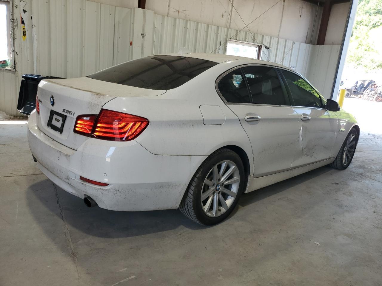2015 BMW 535 Xi - Image 3