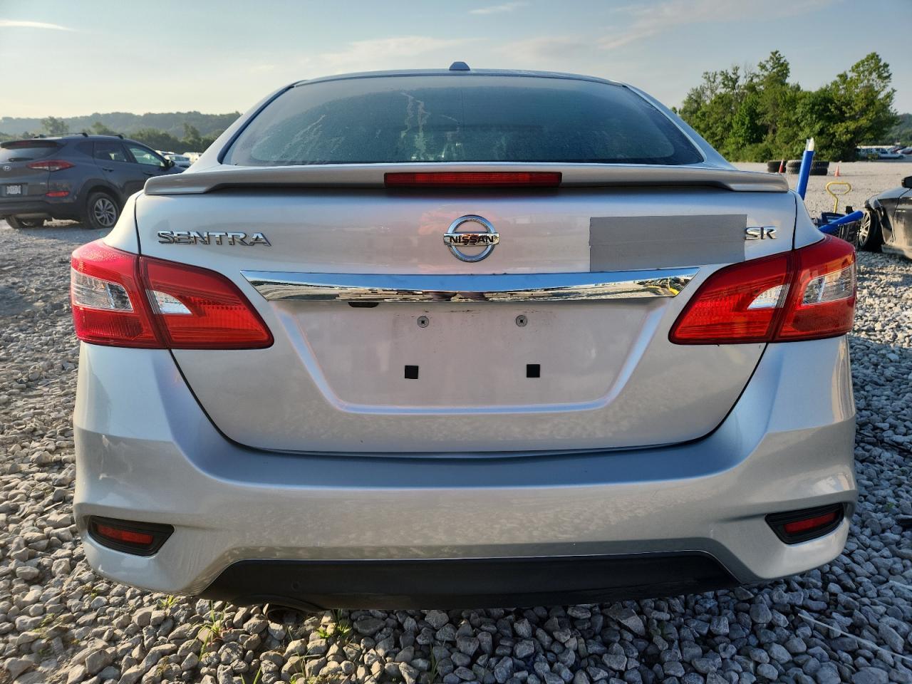 2016 Nissan Sentra S - Фото 6
