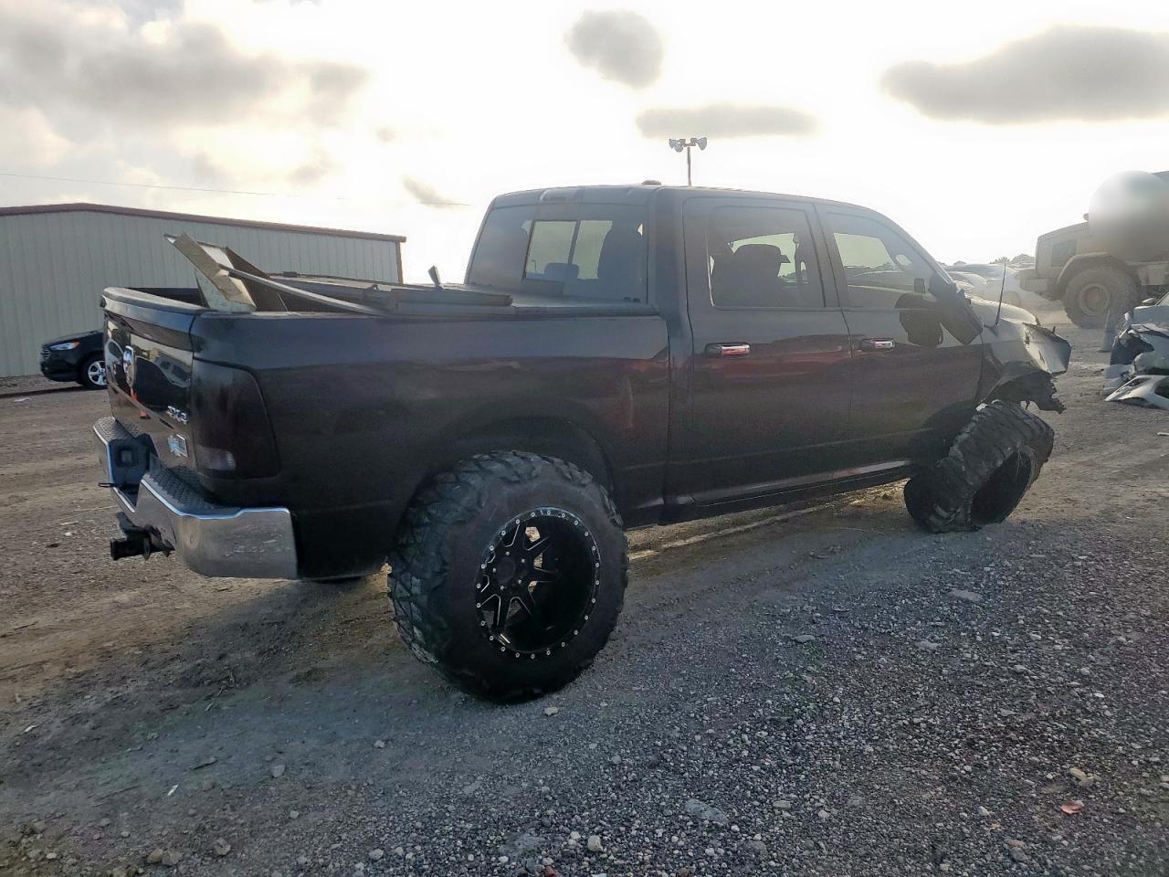 2011 Dodge Ram 1500 - Image 3