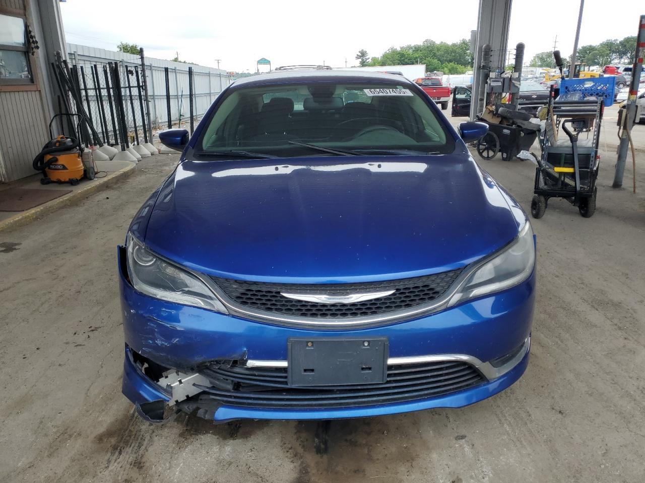 2015 Chrysler 200 Limited - Фото 5