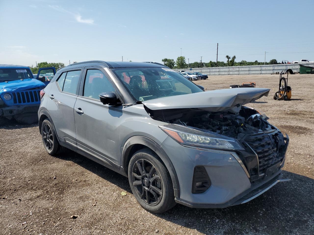 2024 Nissan Kicks Sr - Фото 4